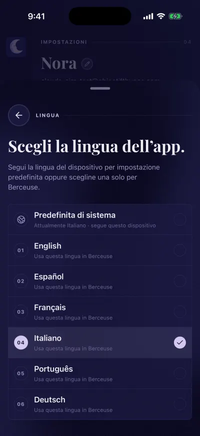Scegli la lingua dell'app: Predefinita di sistema, poi English, Español, Français, Italiano, Português e Deutsch.