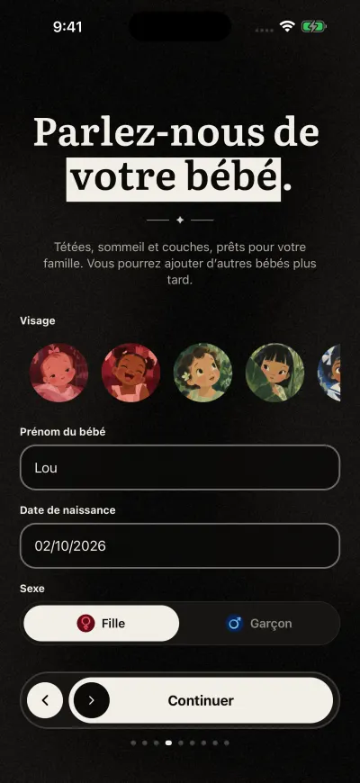 La page du bébé à la première ouverture : une rangée de visages peints, une case pour le prénom du bébé, la date de naissance et le bouton en bas.