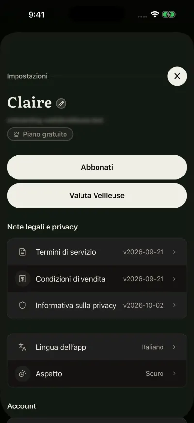 Le Impostazioni di Veilleuse in alto: il nome con una matita, l'e-mail, il piano sotto, e i pulsanti Abbonati e Valuta Veilleuse.