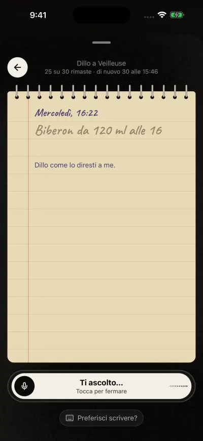 La pagina Dillo a Veilleuse: una pagina di quaderno a righe e, in basso, una barra che dice Ti ascolto, Tocca per fermare.